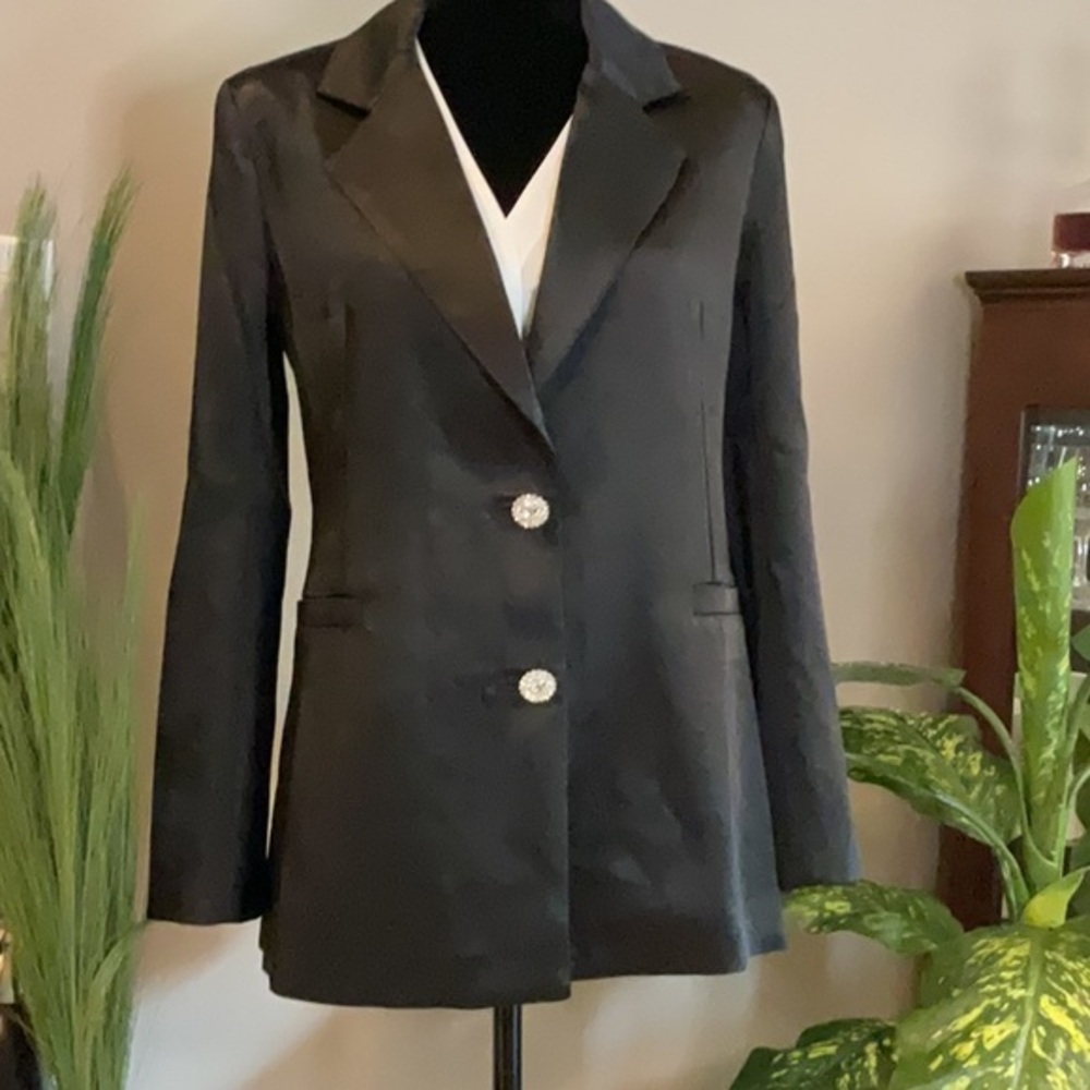 ELLIATT - Centrist Black Blazer